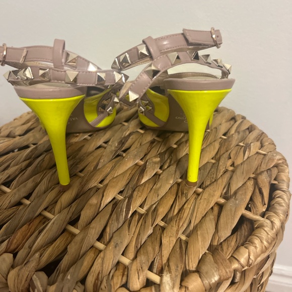Valentino Rockstud style Heels - Picture 2 of 2